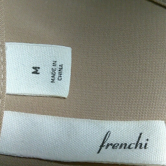 NWOT TOP FRENCHI. - Picture 4 of 6